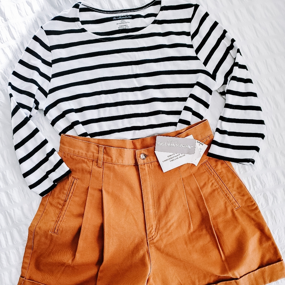 🛍♻️Chico's black and white stripe 3/4 sleeve tee